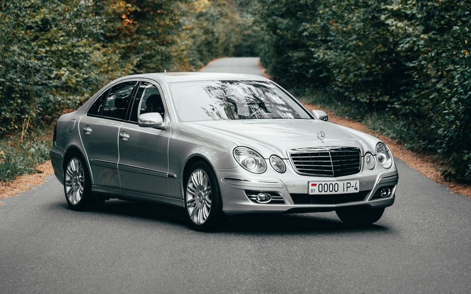 Mercedes E 500 W211